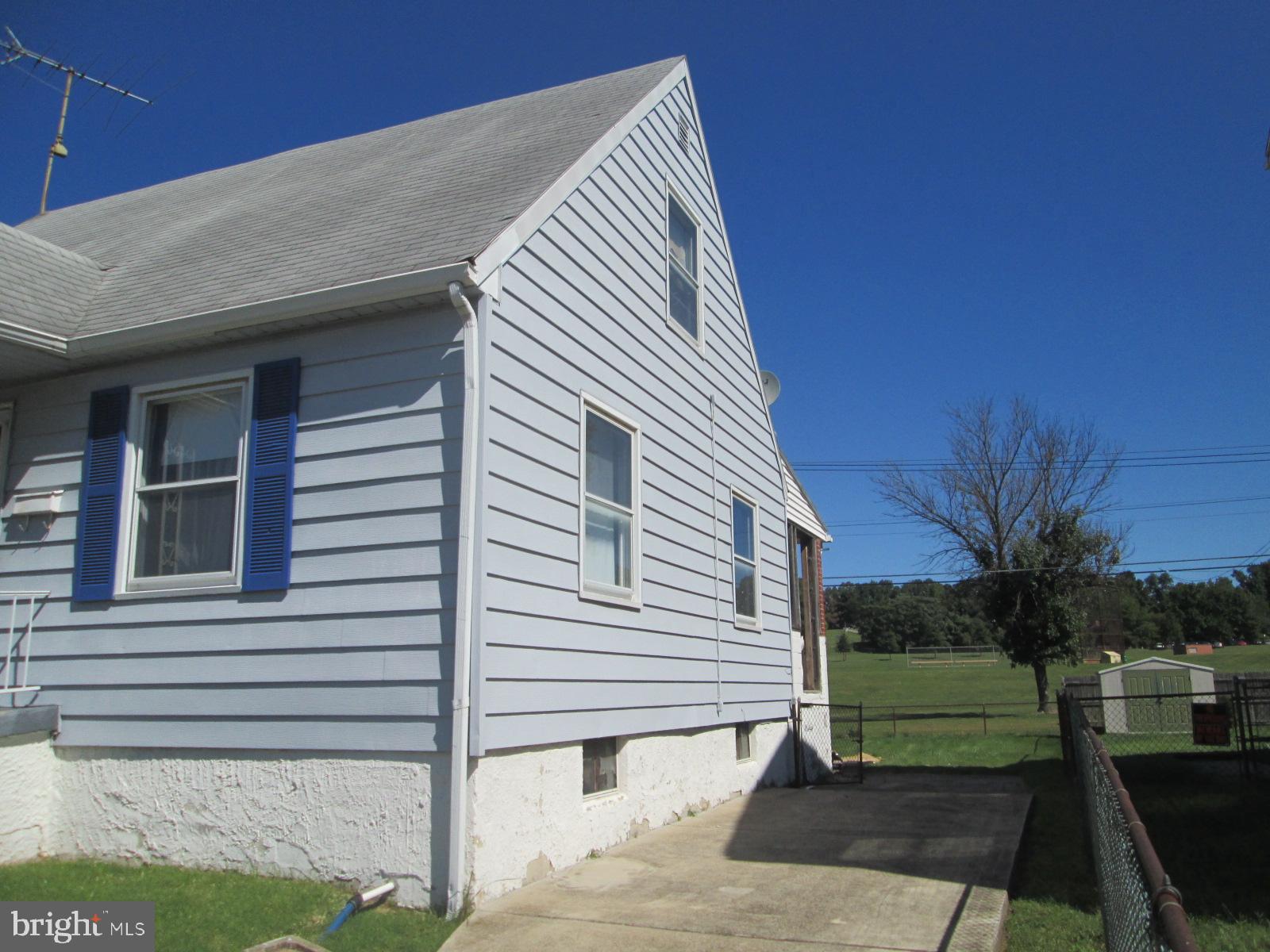 1607 Rita Road Dundalk, MD 21222 - Photo 4 of 26 Side - Exterior