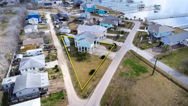 $510,000 | 2414 Avenue P, San Leon, TX 77539