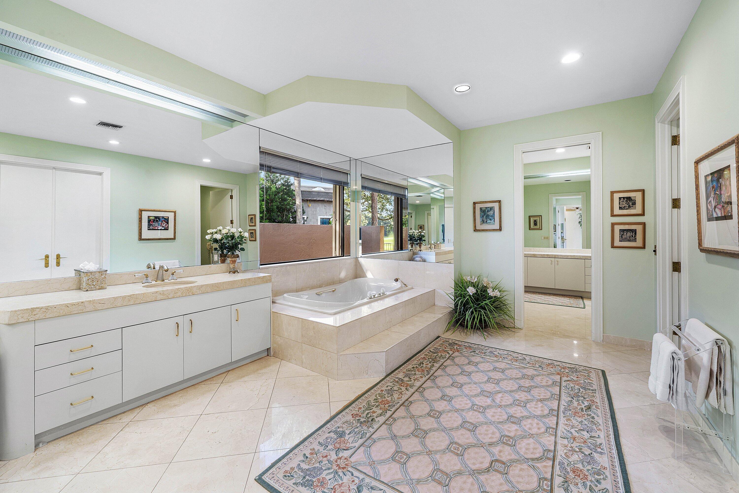 4364 Kasso Circle Boca Raton, FL 33487 - Photo 23 of 67 Primary bath 1