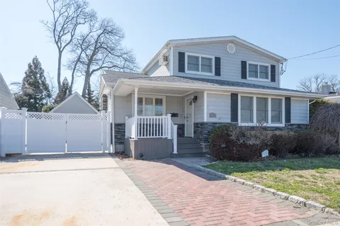 $1,075,000 | 2854 Clarendon Road, Oceanside, NY 11572