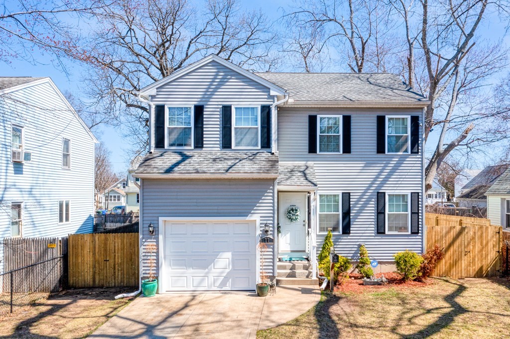 77 Laurence Street Springfield, MA 01104 - Photo 1 of 23 Gallery Image 1