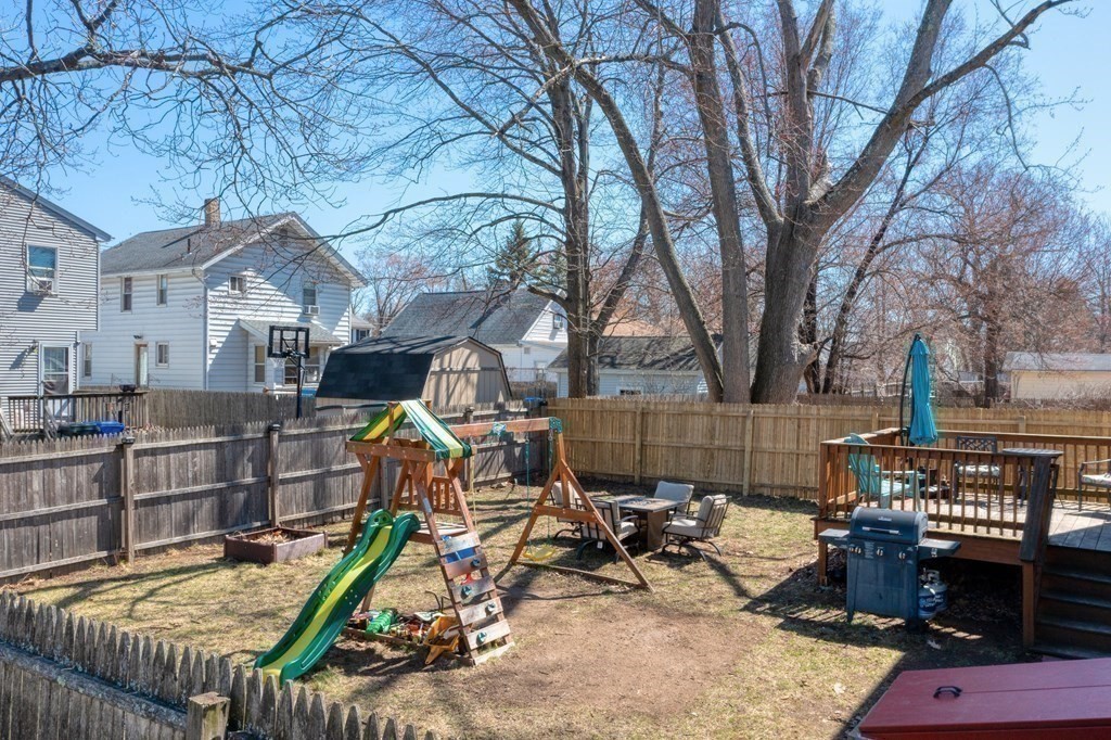 77 Laurence Street Springfield, MA 01104 - Photo 20 of 23 Gallery Image 20