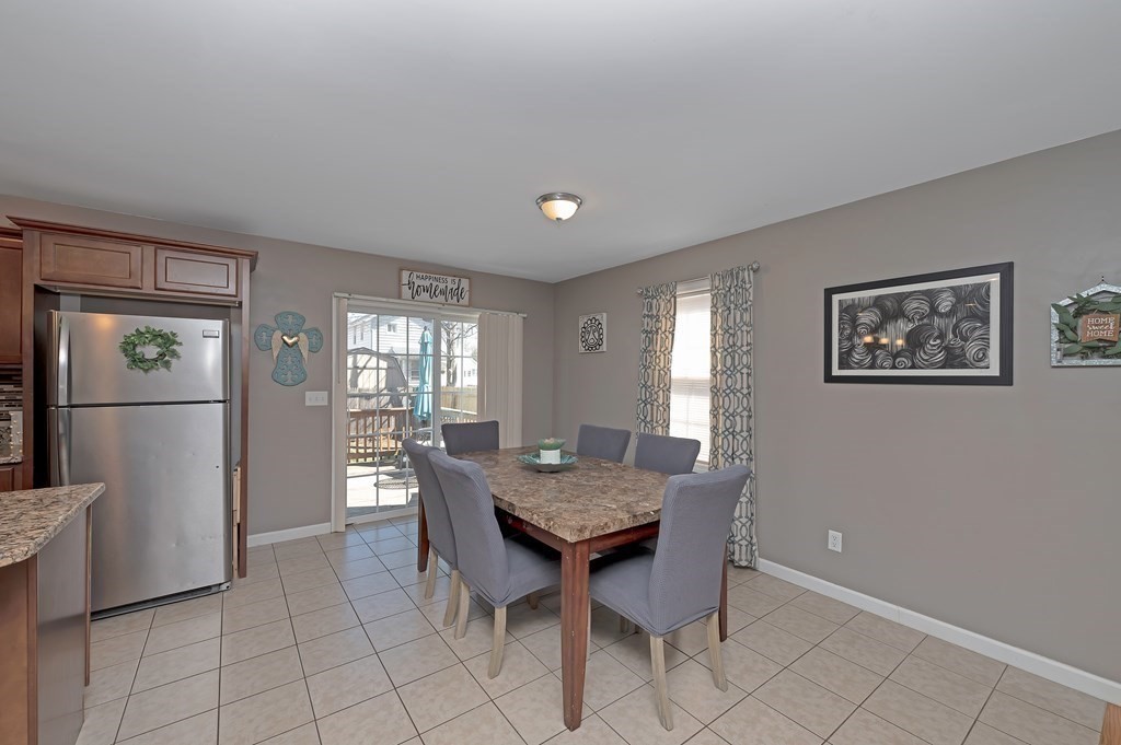 77 Laurence Street Springfield, MA 01104 - Photo 6 of 23 Gallery Image 6