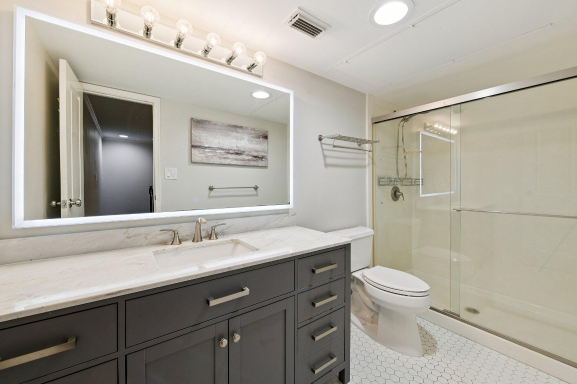 7575 Cambridge Street, Unit 301 Houston, TX 77054 - Photo 16 of 27