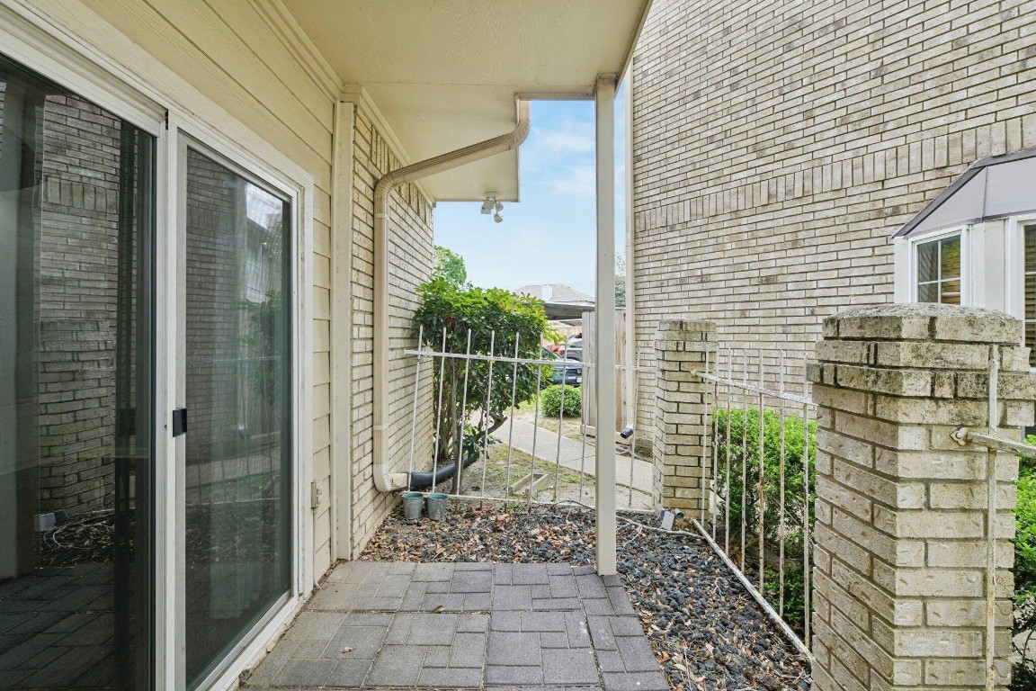 7575 Cambridge Street, Unit 301 Houston, TX 77054 - Photo 25 of 27