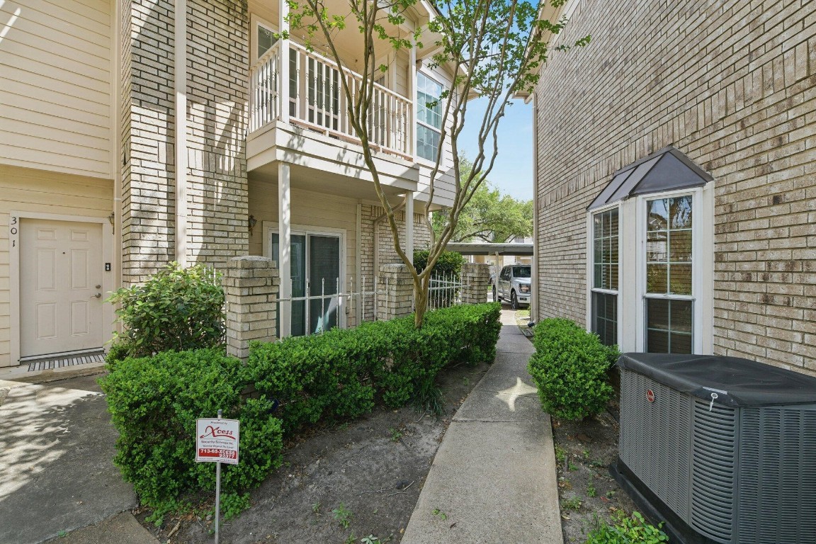 7575 Cambridge Street, Unit 301 Houston, TX 77054 - Photo 26 of 27