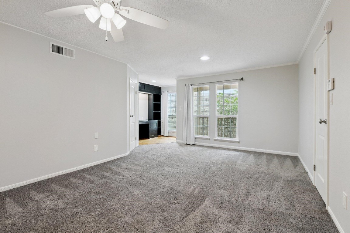 7575 Cambridge Street, Unit 301 Houston, TX 77054 - Photo 10 of 27