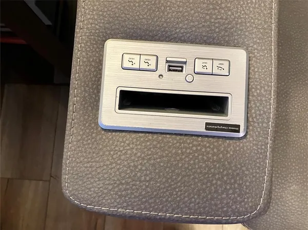 $164,900 | 1775 Cupecoy Circle, Unit 4, Lutz, FL 33558