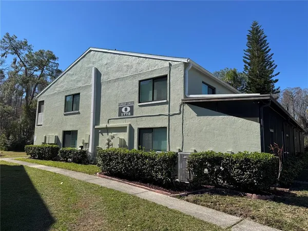 $164,900 | 1775 Cupecoy Circle, Unit 4, Lutz, FL 33558