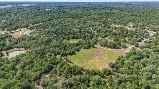 $1,200,000 | 1019 Deer Field Court, Weimar, TX 78962