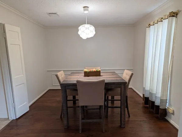 $3,000 | 11807 Highgrove Drive, Houston, TX 77077