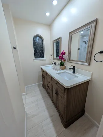 $3,000 | 11807 Highgrove Drive, Houston, TX 77077