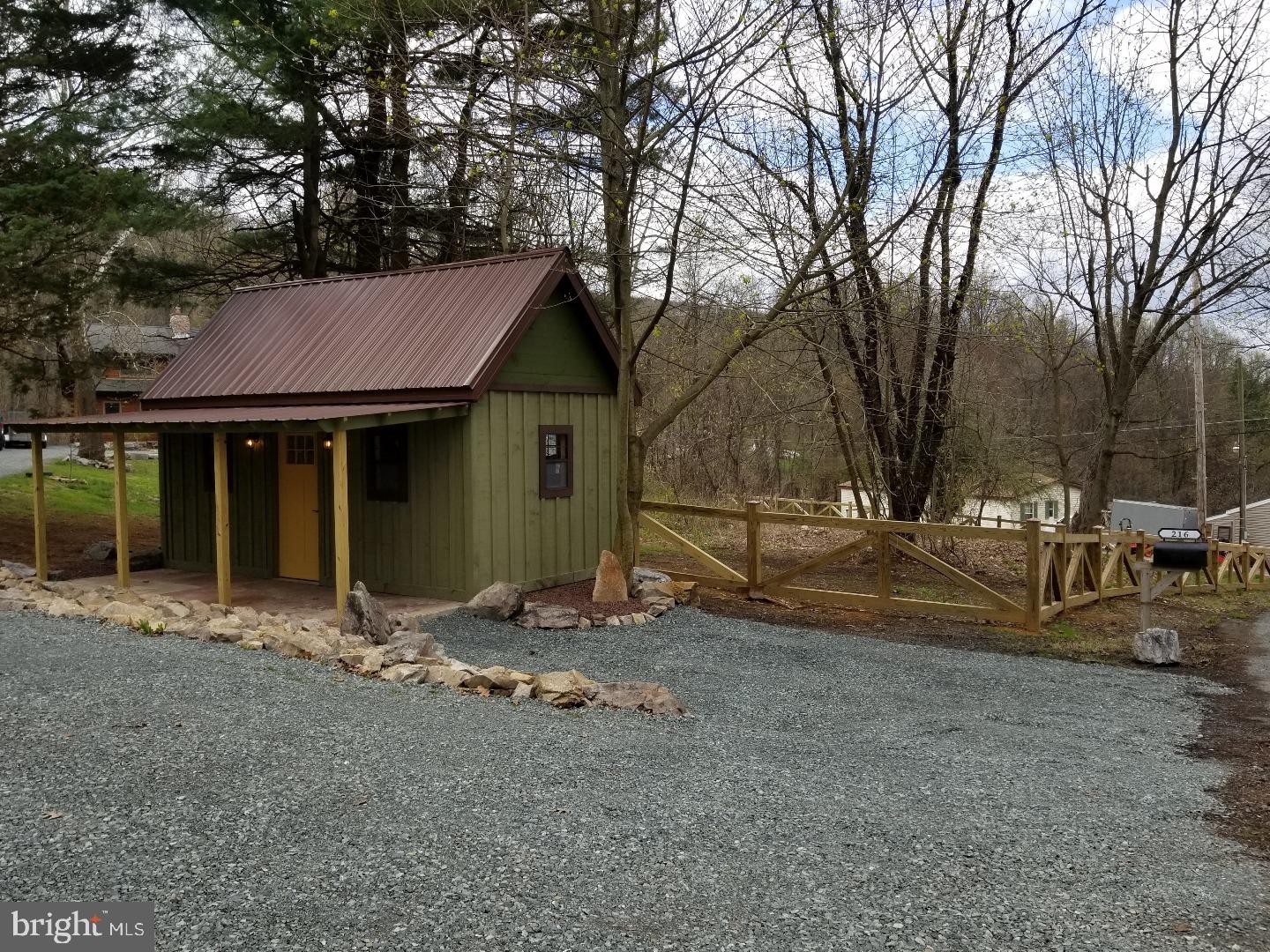 216 Long Lane Road Boyertown, PA 19512 - Photo 24 of 25 Garage