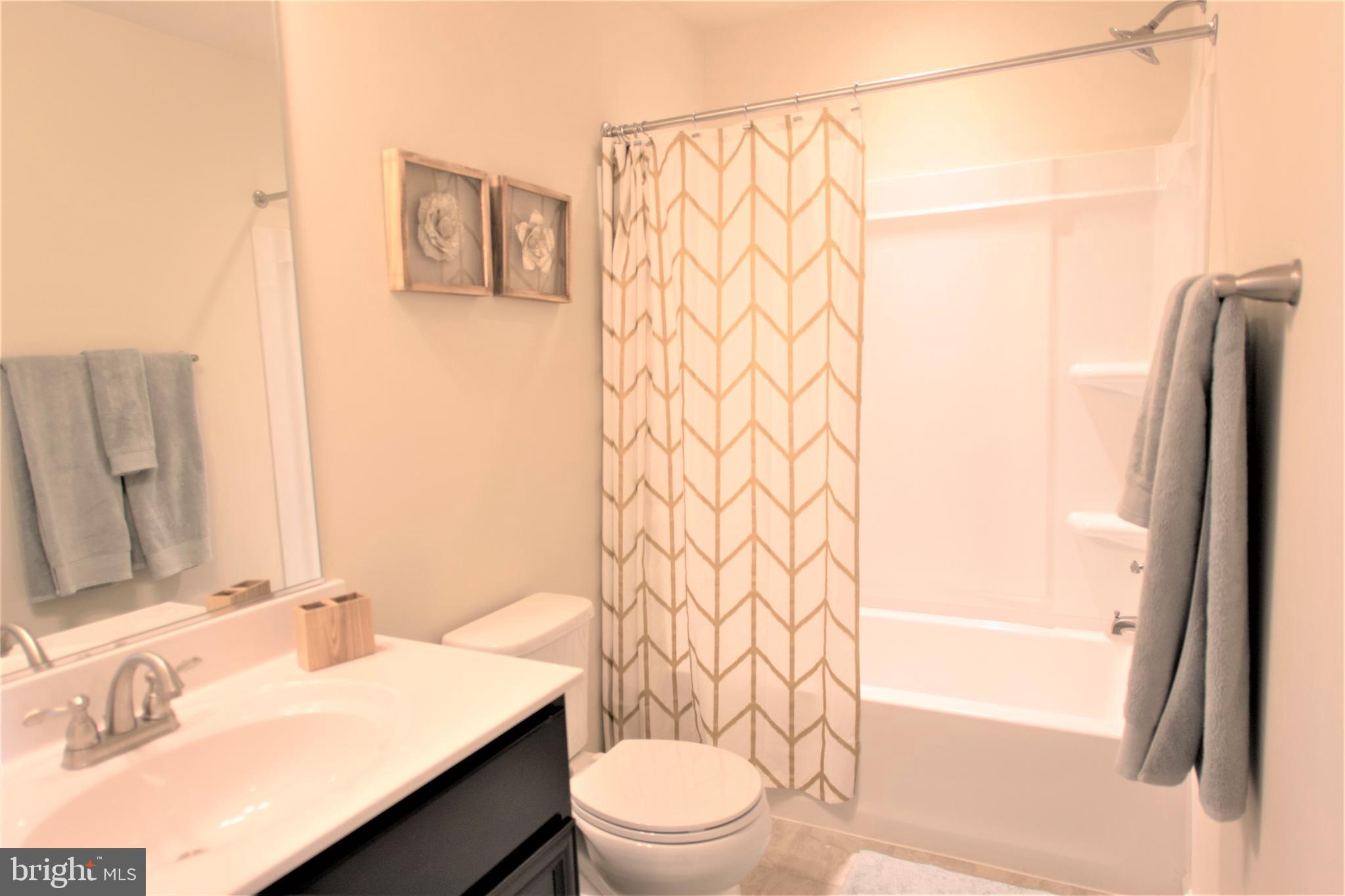 96 Cecily Way Ranson, WV 25438 - Photo 3 of 22