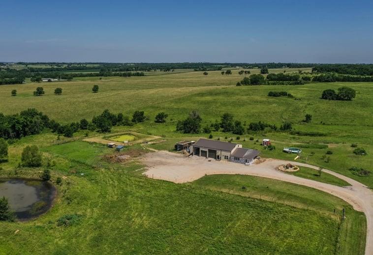 971 Thomas Road Pomona, KS 66076 - Photo 33 of 37