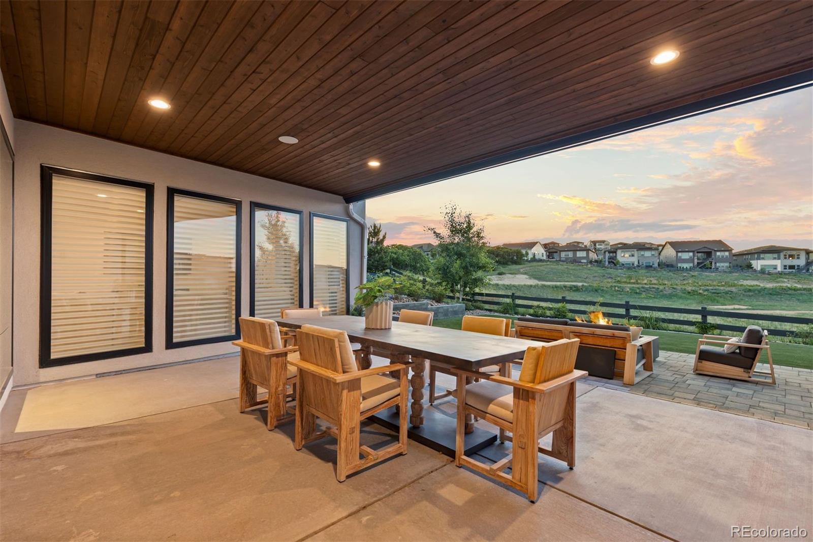 2237 Rim Ridge Drive Castle Rock, CO 80108 - Photo 15 of 41