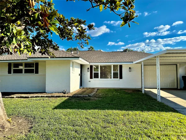 $2,550 | 4505 West 43rd Street, Houston, TX 77092