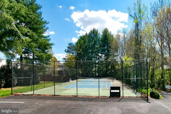 $750,000 | 1600 Folley Lick Court, Herndon, VA 20170