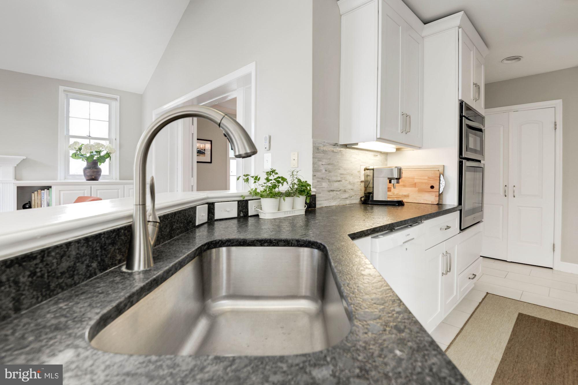 7504 Tarrytown Road Chevy Chase, MD 20815 - Photo 36 of 66 Gourmet kitchen with granite counters