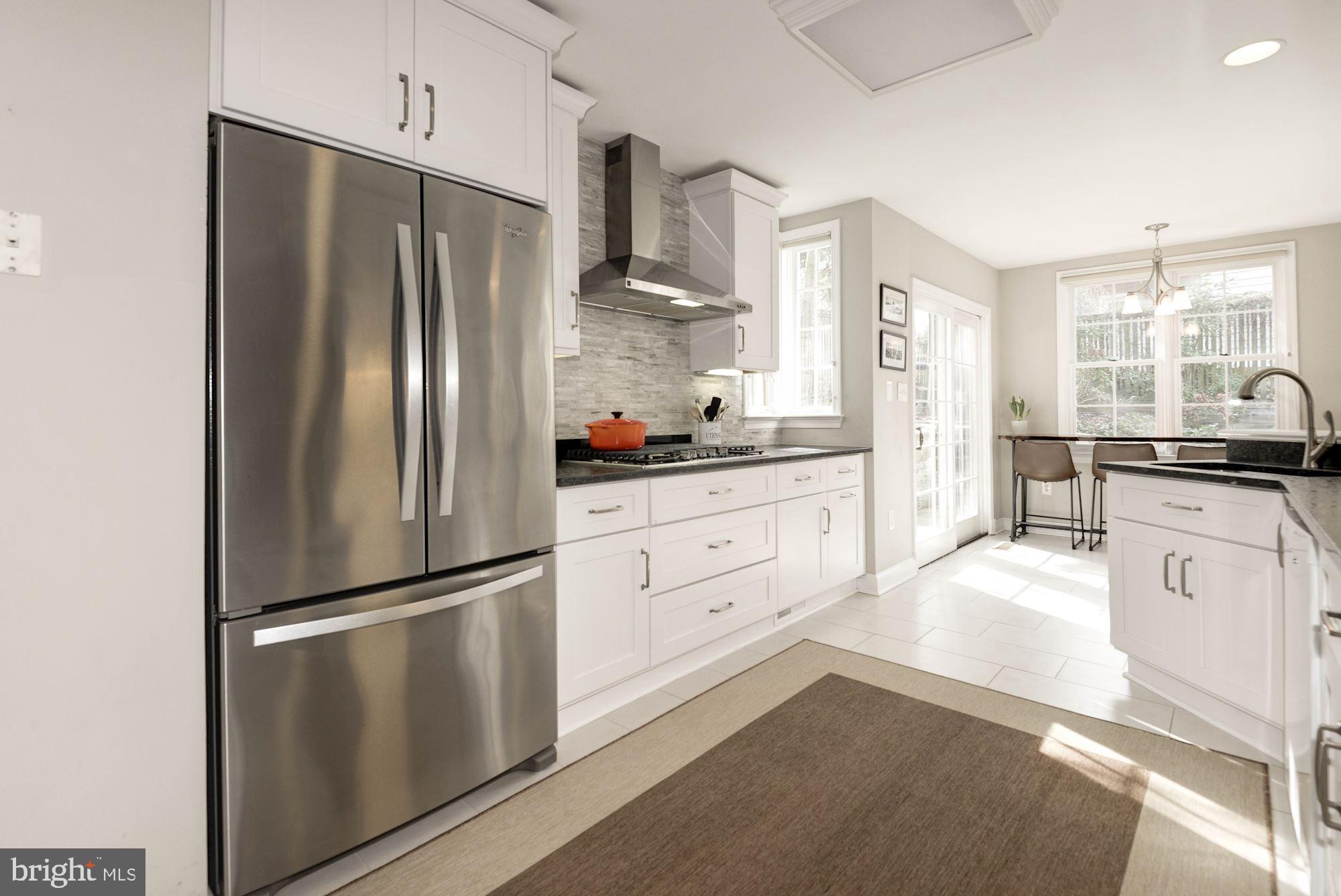 7504 Tarrytown Road Chevy Chase, MD 20815 - Photo 39 of 66 Gourmet kitchen