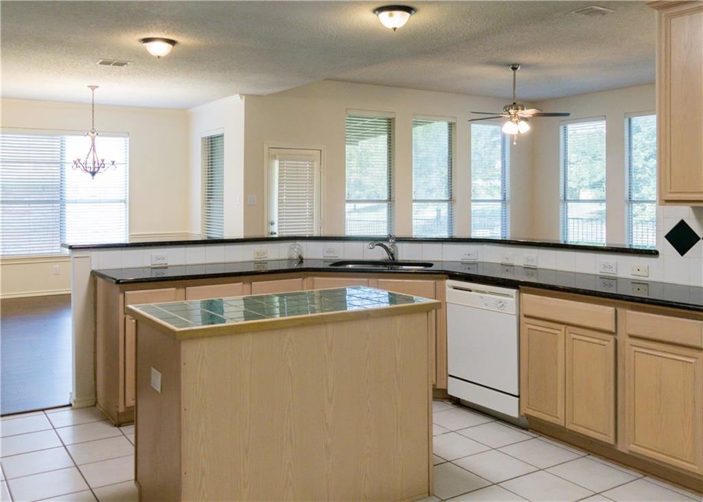 160 Fallkirk Drive Coppell, TX 75019 - Photo 9 of 28