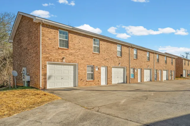 $1,200 | 535 Lafayette Road, Unit G4, Clarksville, TN 37042