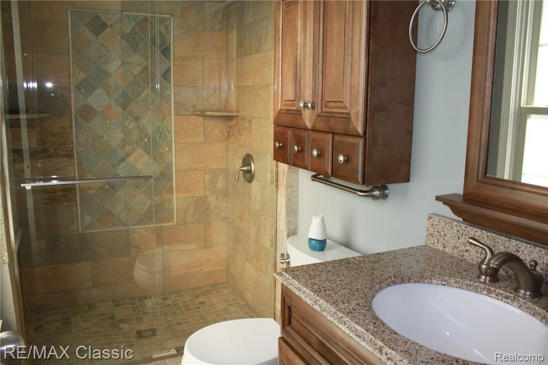 11579 Mcgregor Road Pinckney, MI 48169 - Photo 10 of 25 IMG_3358.JPG
