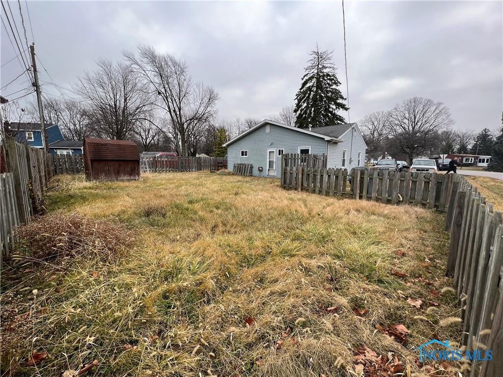 5859 Willacker Road Oregon, OH 43616 - Photo 2 of 13 Gallery Image 2