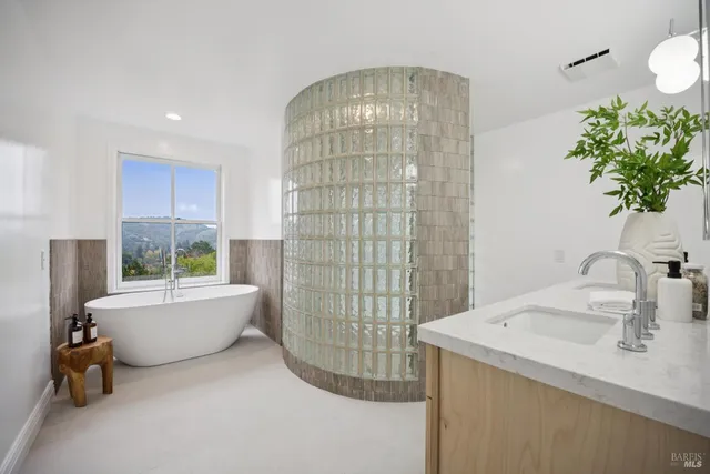 $3,395,000 | 16 Dutch Valley Lane, San Anselmo, CA 94960