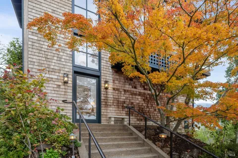 a view of a pathway both side of building