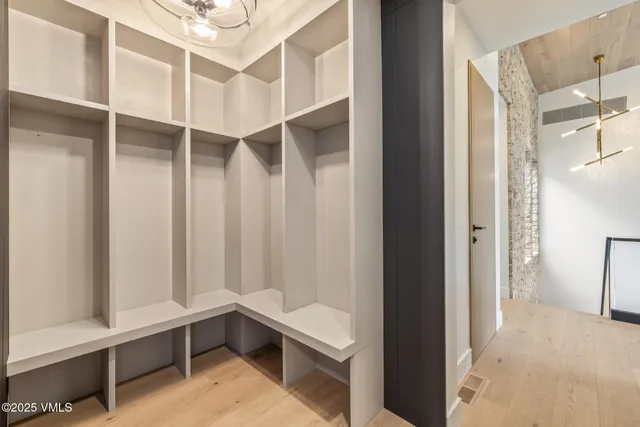 $13,500,000 | 1489 Vail Valley Drive, Vail, CO 81657