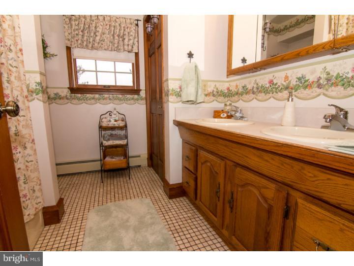 121 New Bridge Road Quinton, NJ 08079 - Photo 17 of 25 Bathroom