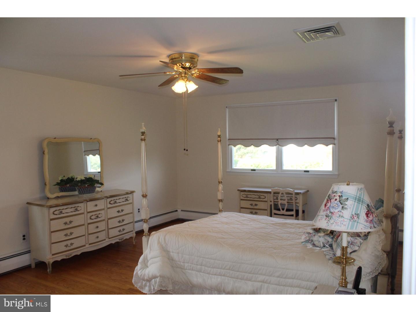42 Rotterdam Road North Holland, PA 18966 - Photo 14 of 19