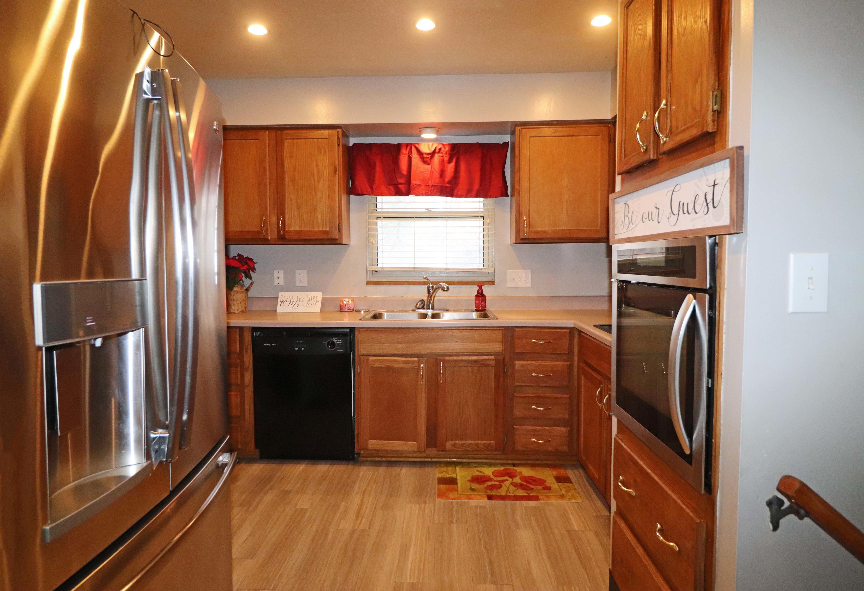 1594 Bostwick Road Columbus, OH 43227 - Photo 8 of 33 Gallery Image 8