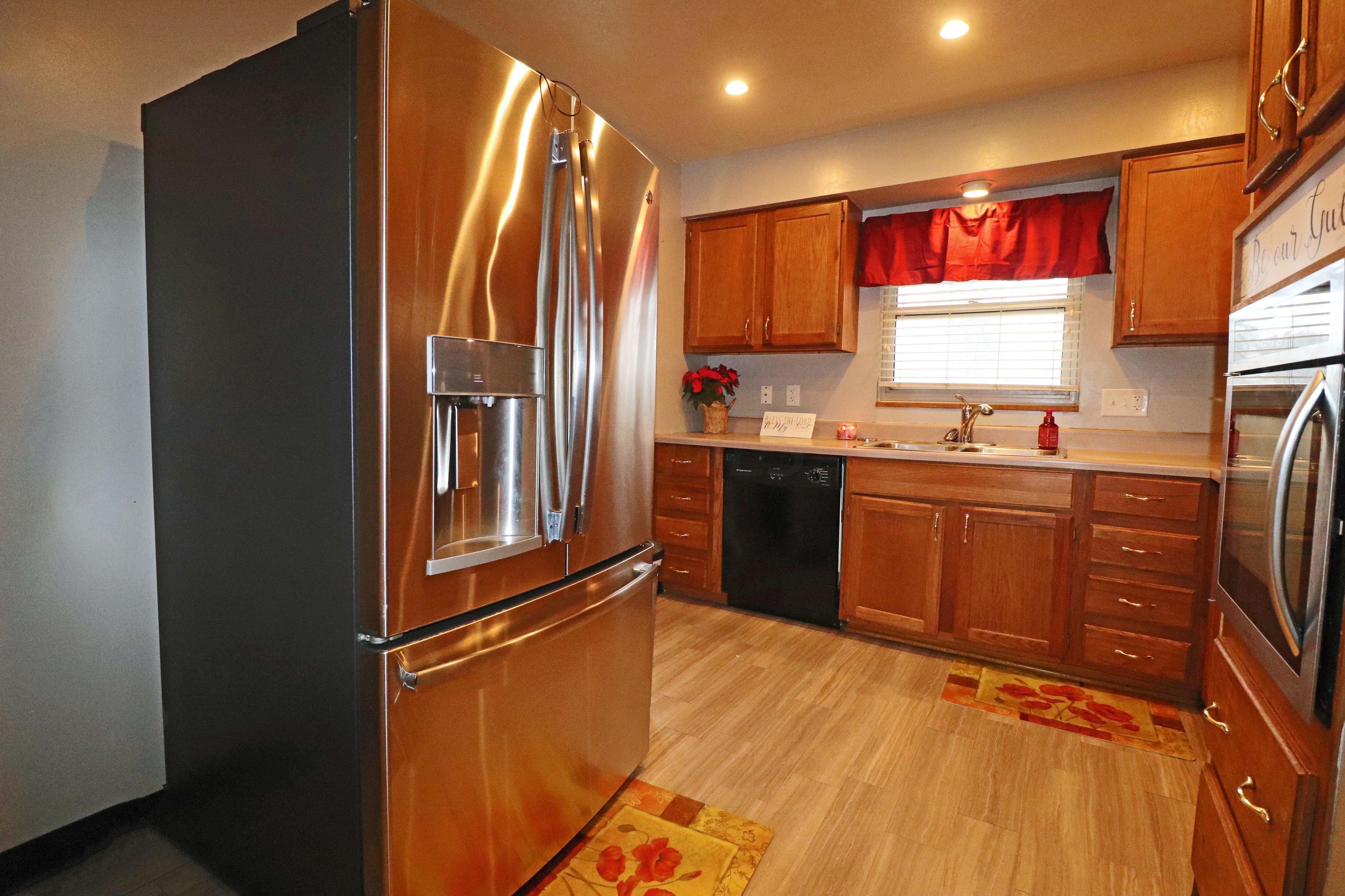 1594 Bostwick Road Columbus, OH 43227 - Photo 9 of 33 Gallery Image 9