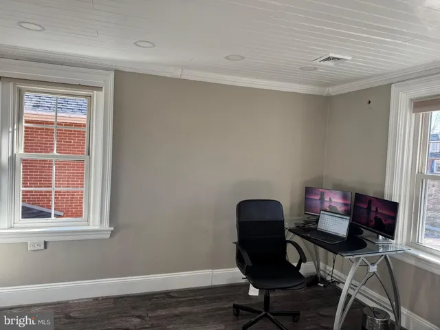 $2,800 | 725 West Mt Vernon Street, Lansdale, PA 19446