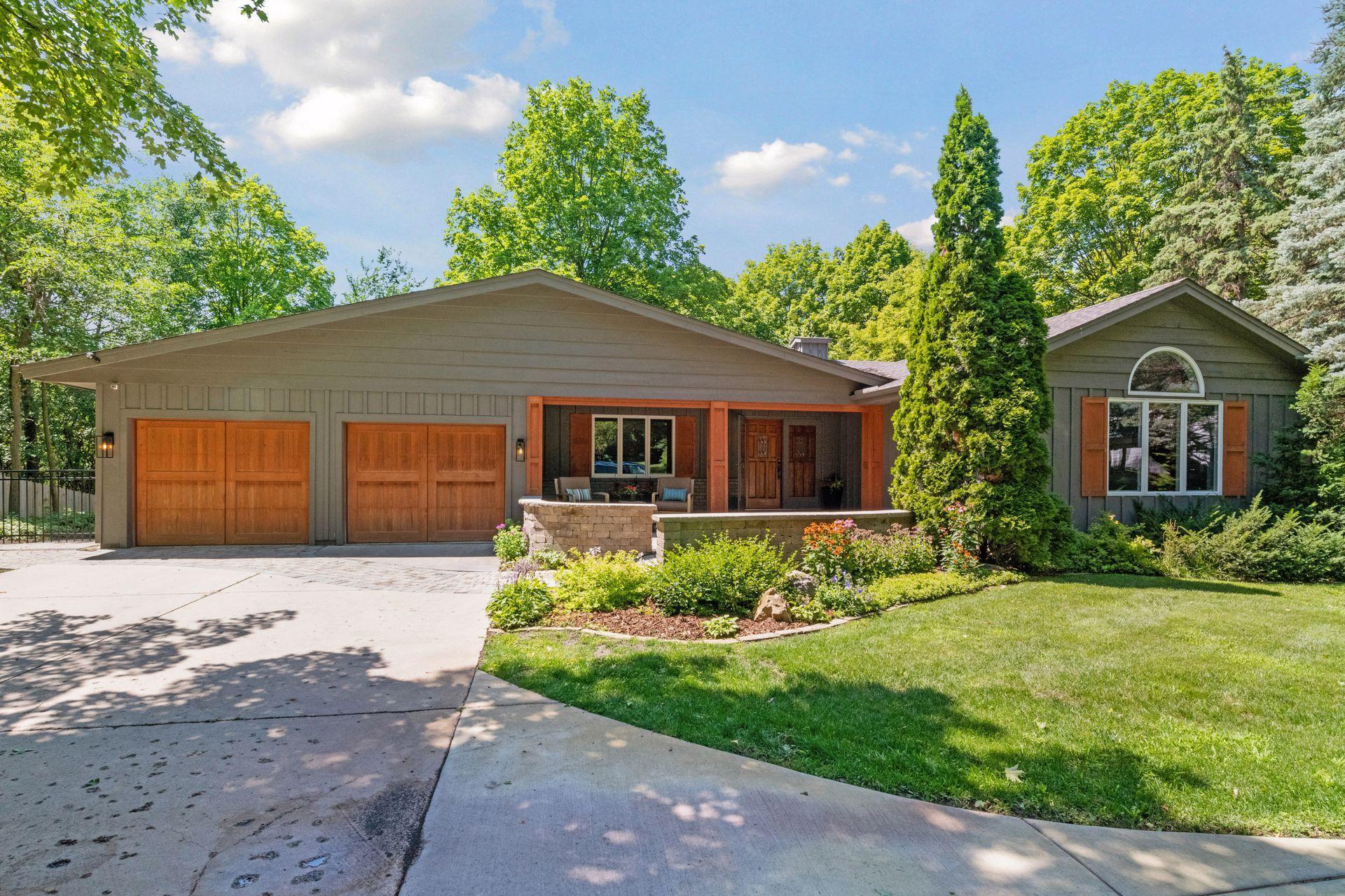 7100 Rolling Acres Road Victoria, MN 55331 - Photo 1 of 37 Gallery Image 1