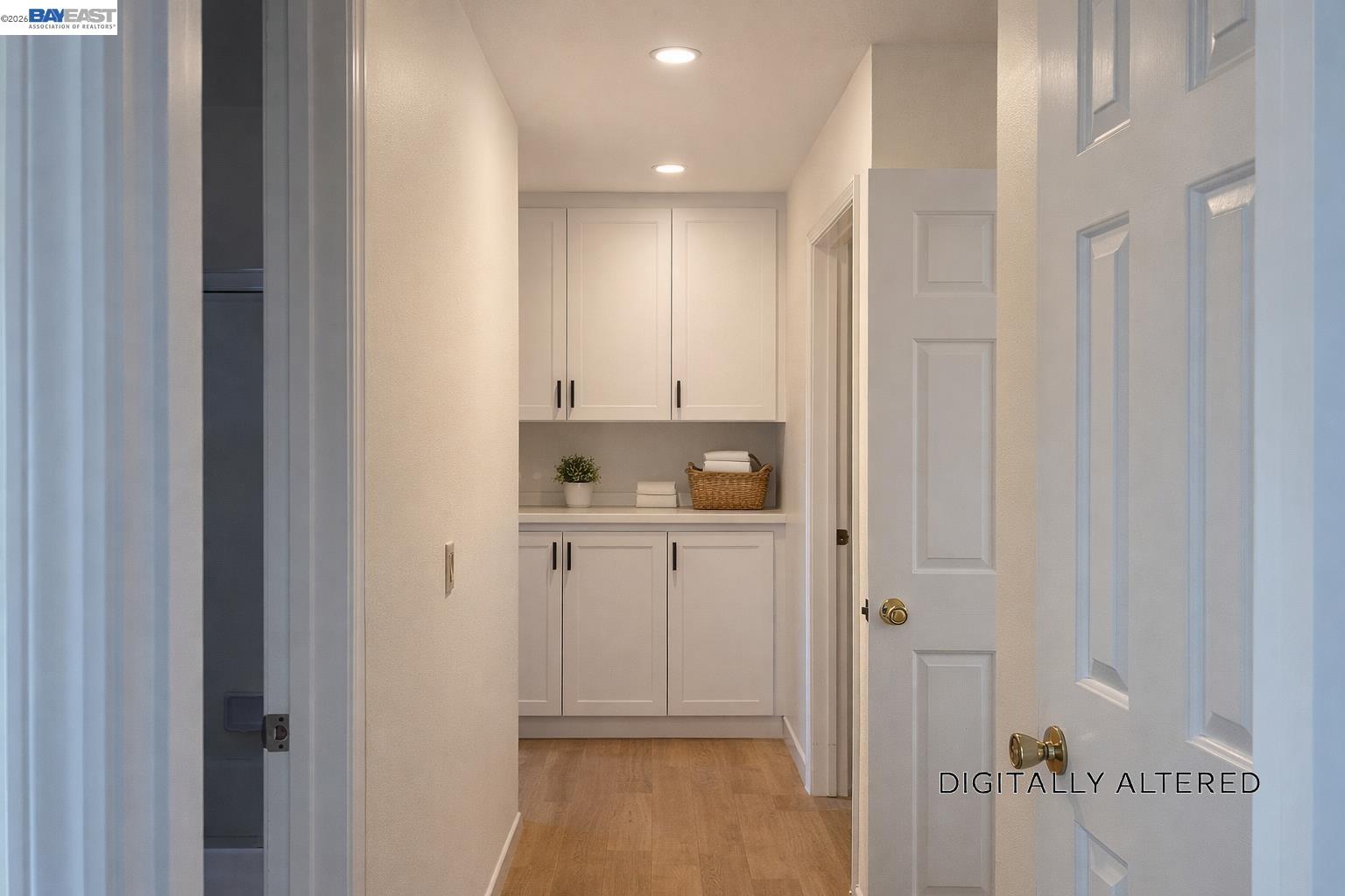 212 Puddingstone Road Alameda, CA 94502 - Photo 9 of 24 a bathroom with a sink and shower