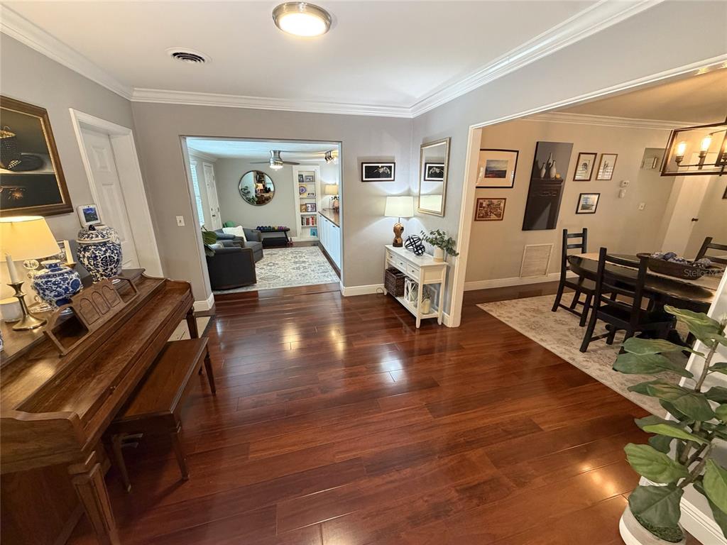 3235 Inverness Court Orlando, FL 32806 - Photo 12 of 52