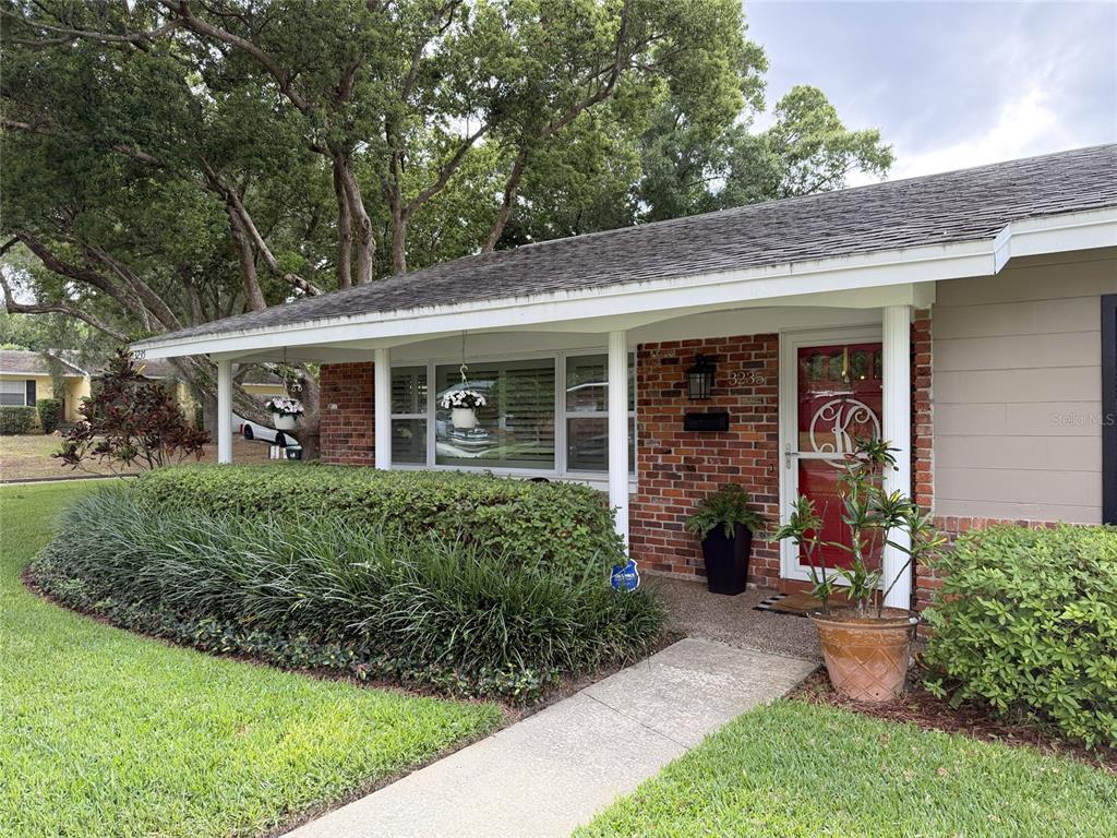 3235 Inverness Court Orlando, FL 32806 - Photo 3 of 52