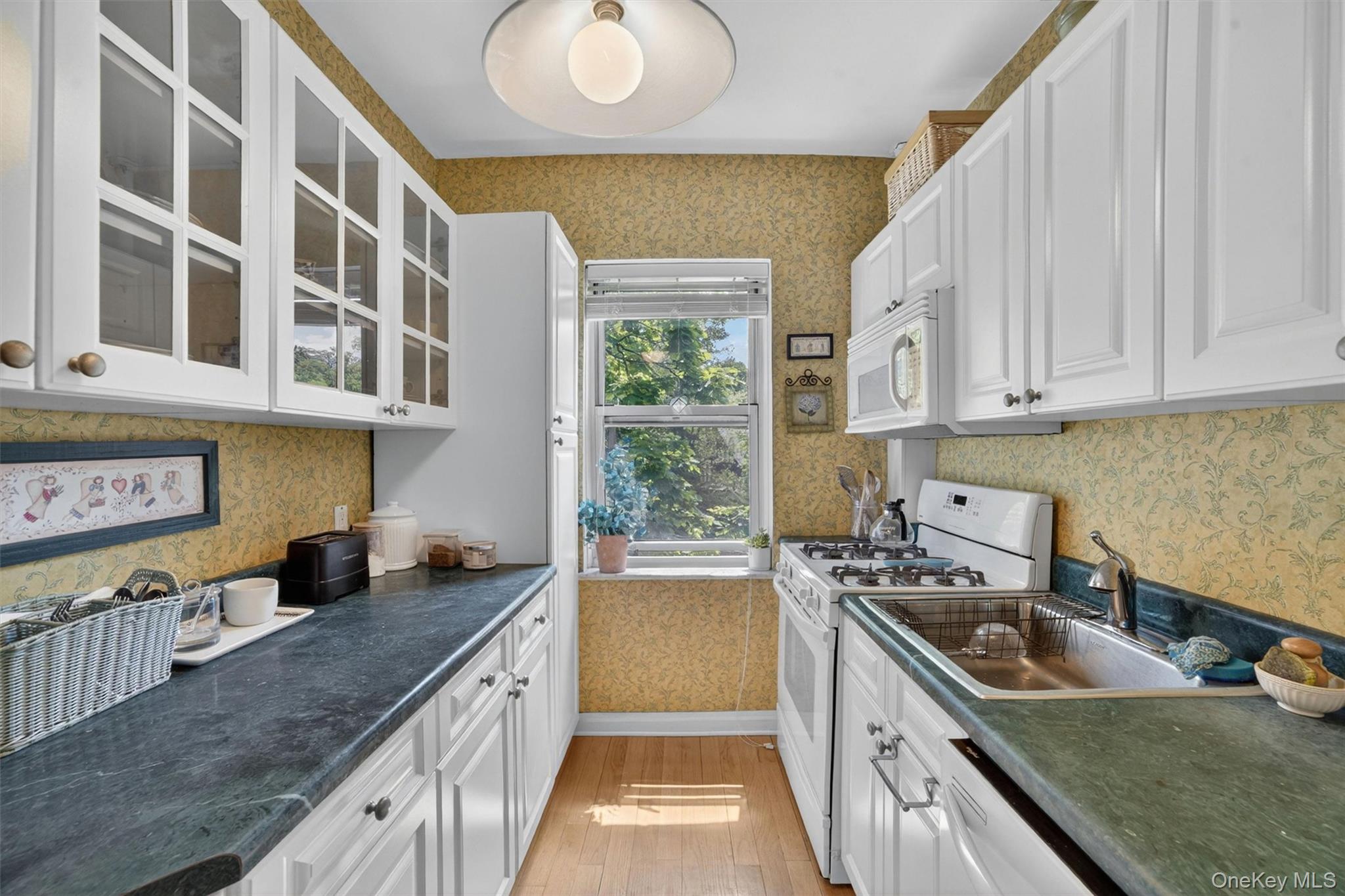 15 Sunnybrook Road, Unit 3A Bronxville, NY 10708 - Photo 15 of 31