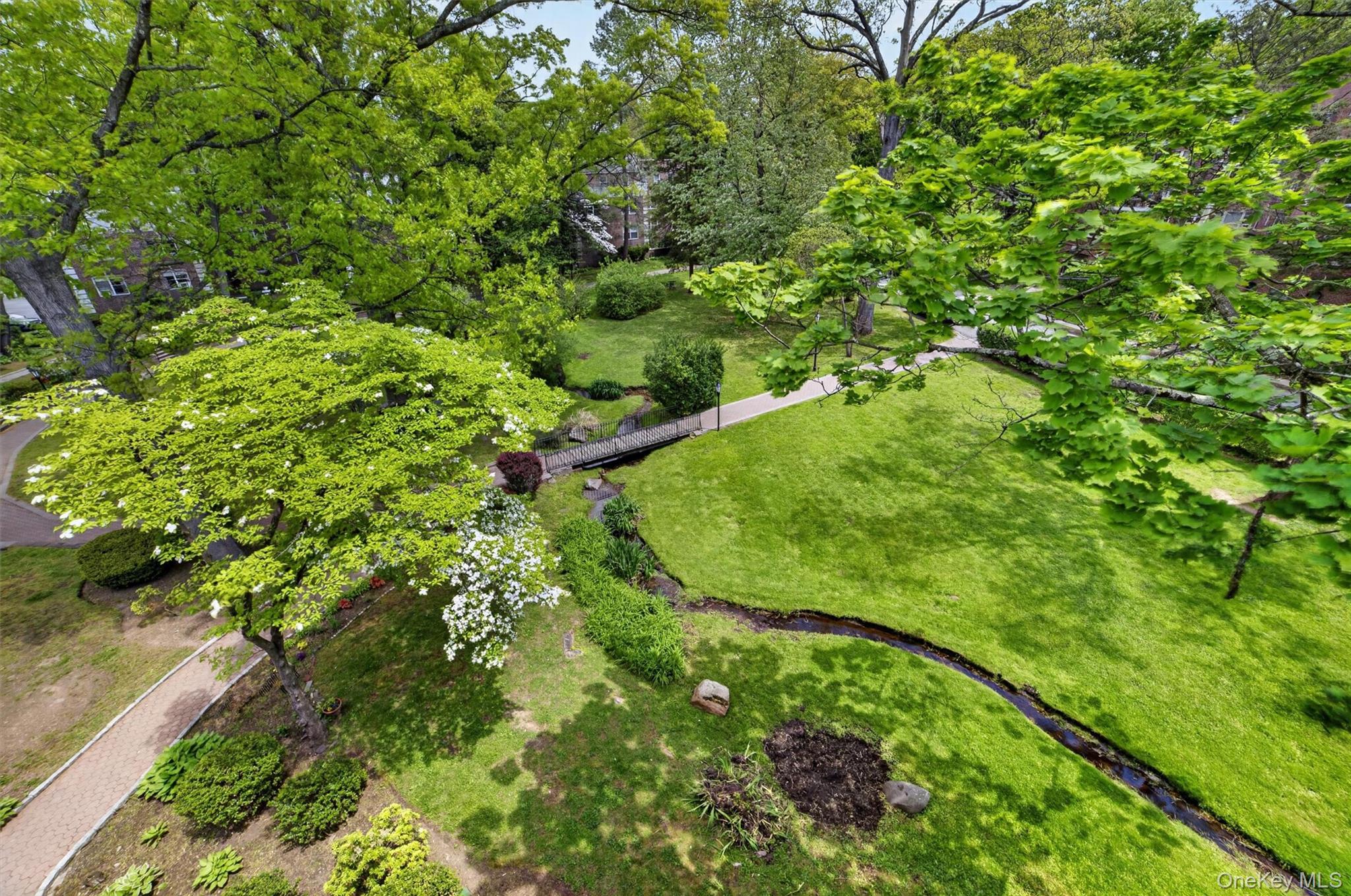 15 Sunnybrook Road, Unit 3A Bronxville, NY 10708 - Photo 25 of 31