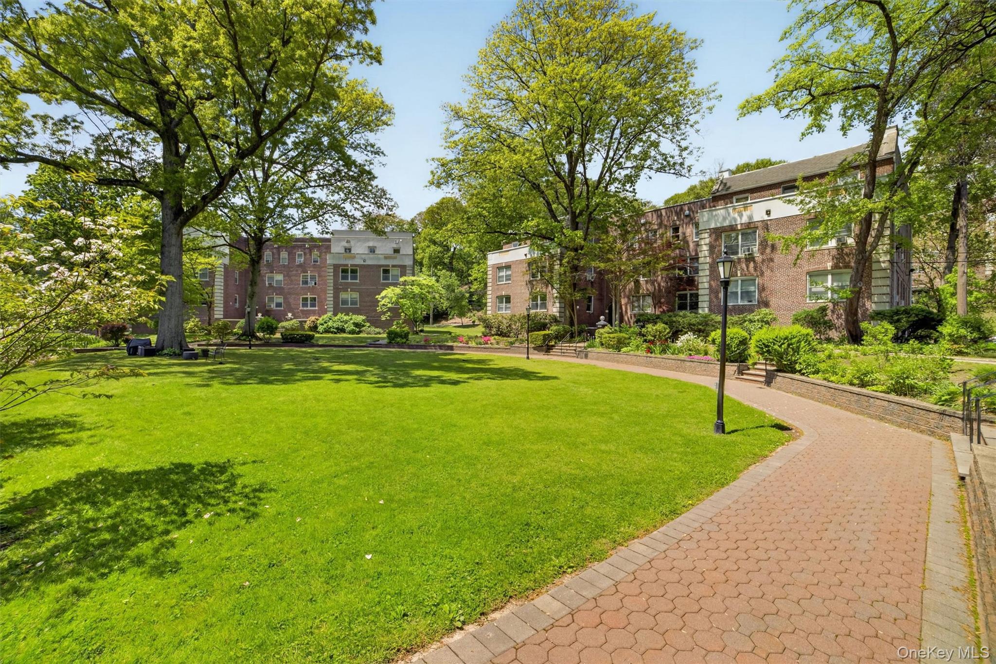 15 Sunnybrook Road, Unit 3A Bronxville, NY 10708 - Photo 30 of 31