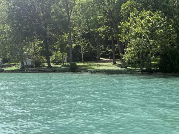 $675,000 | 65341 North Drive, Cassopolis, MI 49031