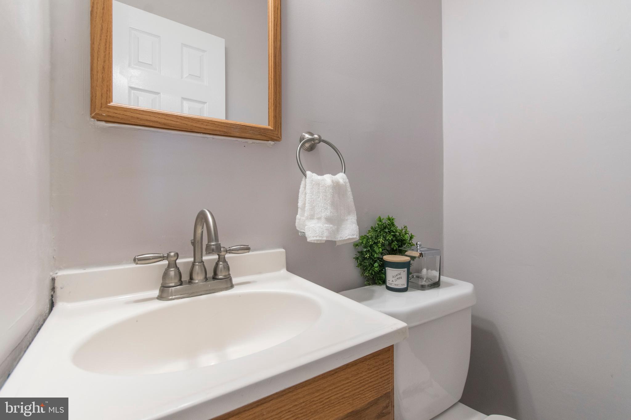11825 Basile Road Philadelphia, PA 19154 - Photo 14 of 42 Gallery Image 14