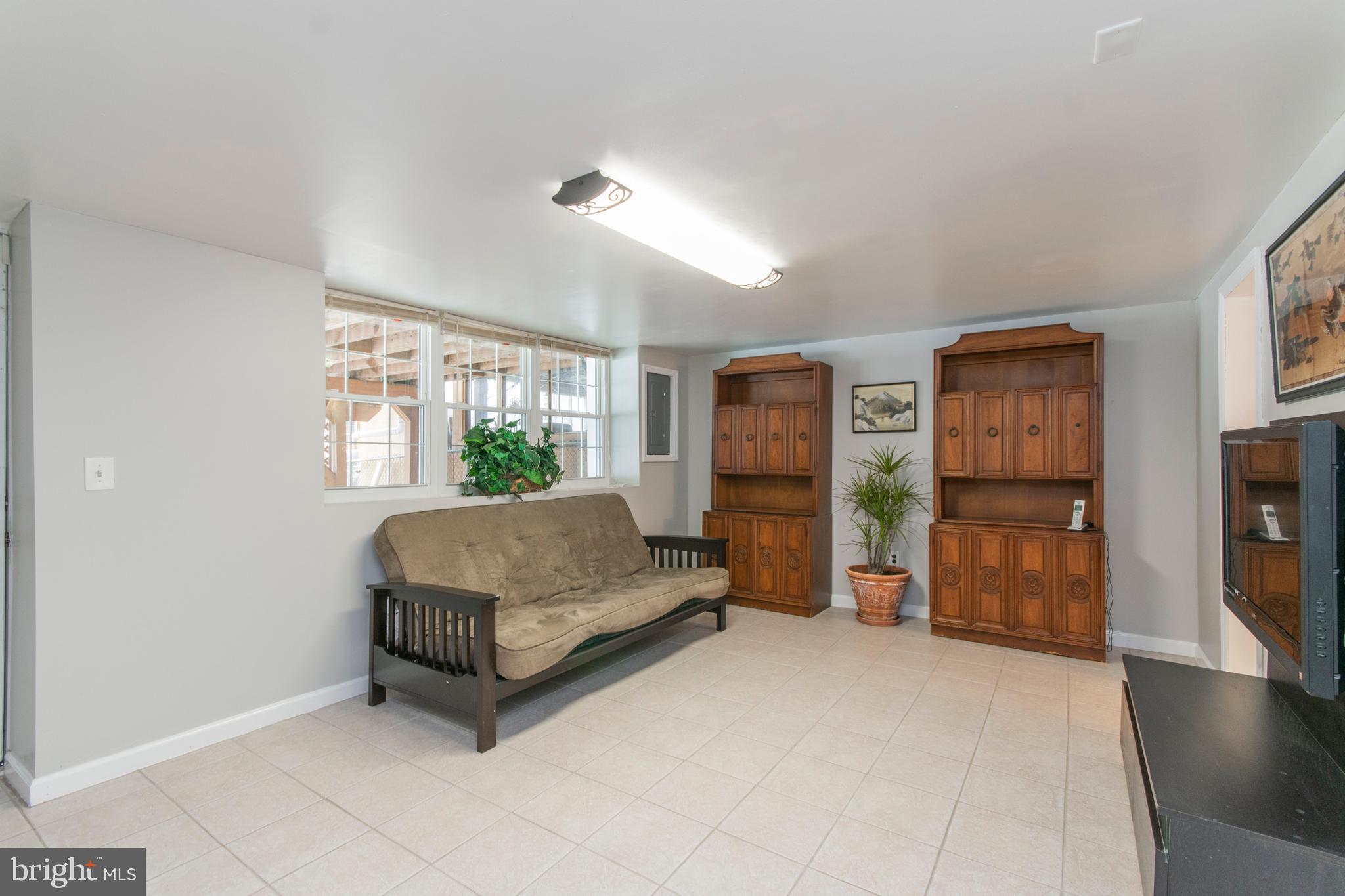 11825 Basile Road Philadelphia, PA 19154 - Photo 31 of 42 Gallery Image 31