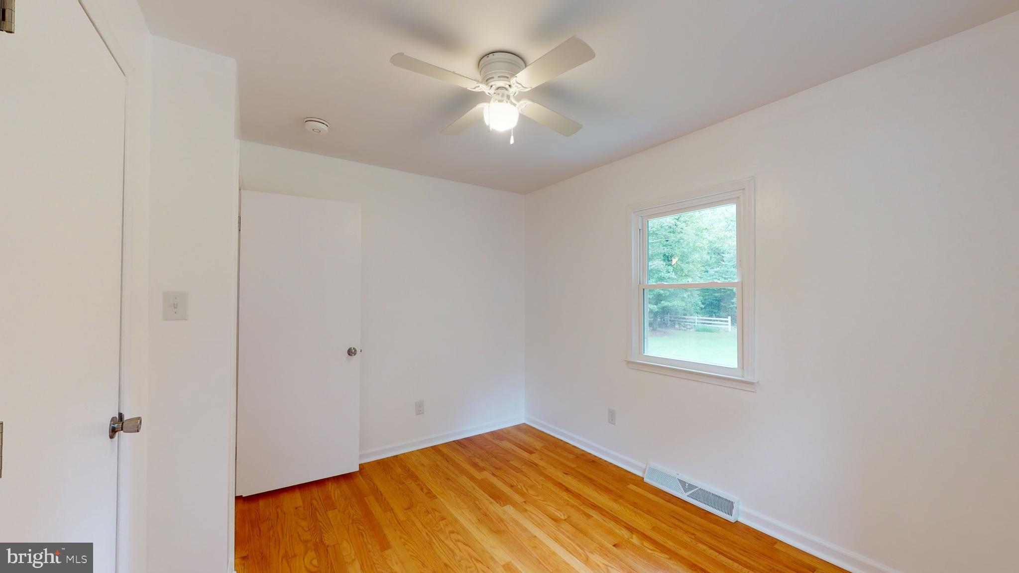7050 Hawthorne Road La Plata, MD 20646 - Photo 18 of 68 Bedroom 3