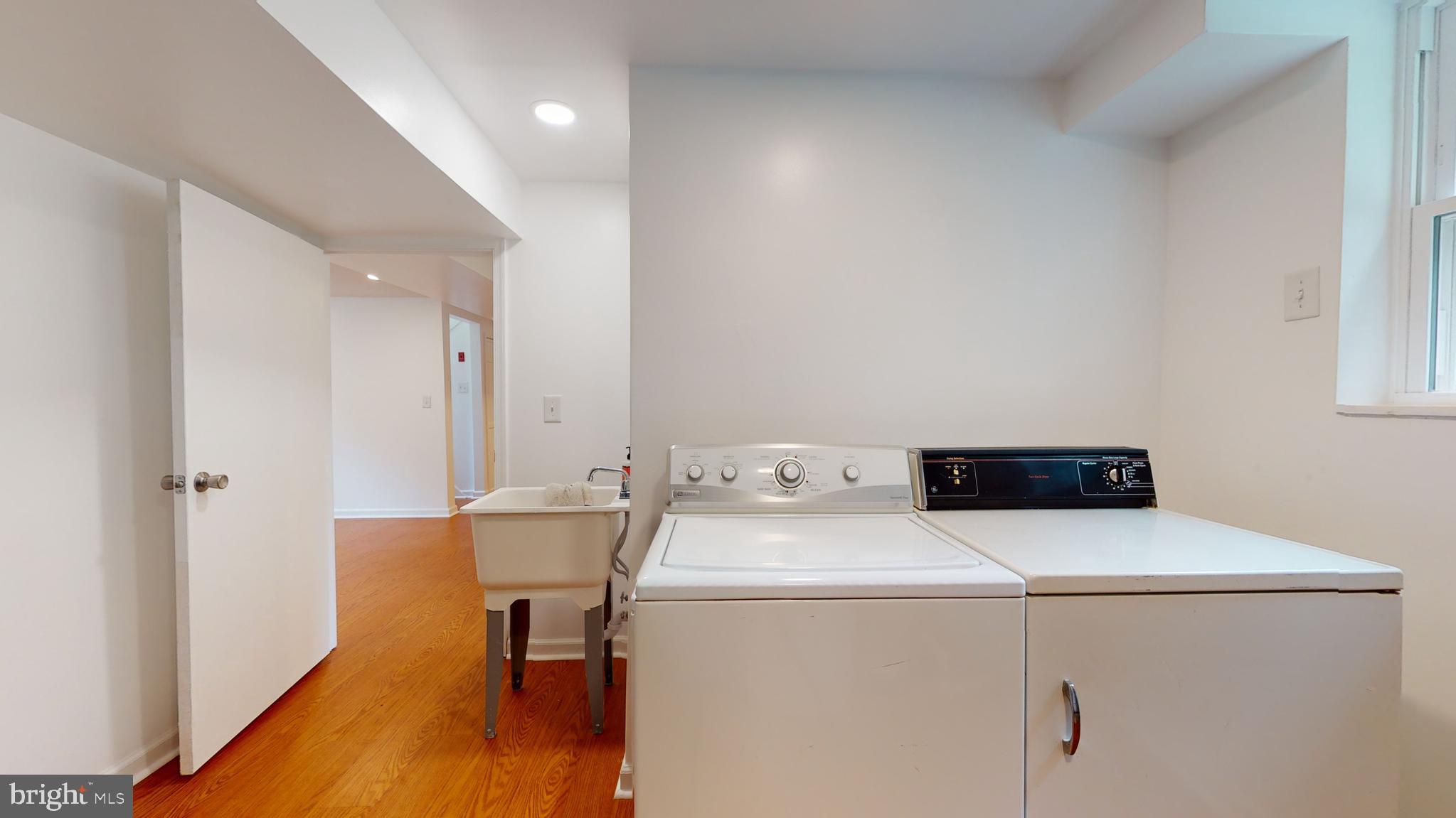 7050 Hawthorne Road La Plata, MD 20646 - Photo 28 of 68 Utility/ laundry room