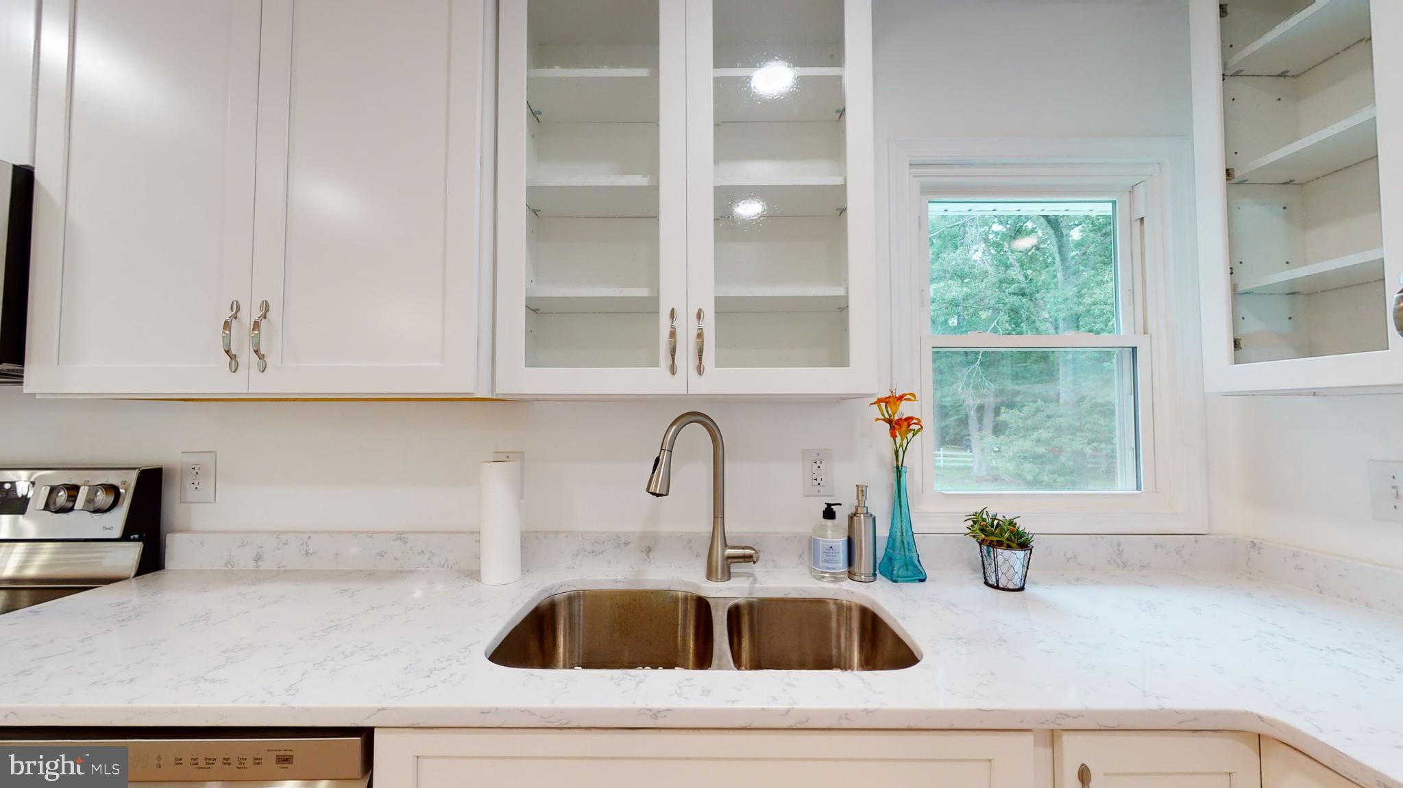 7050 Hawthorne Road La Plata, MD 20646 - Photo 5 of 68 Kitchen sink