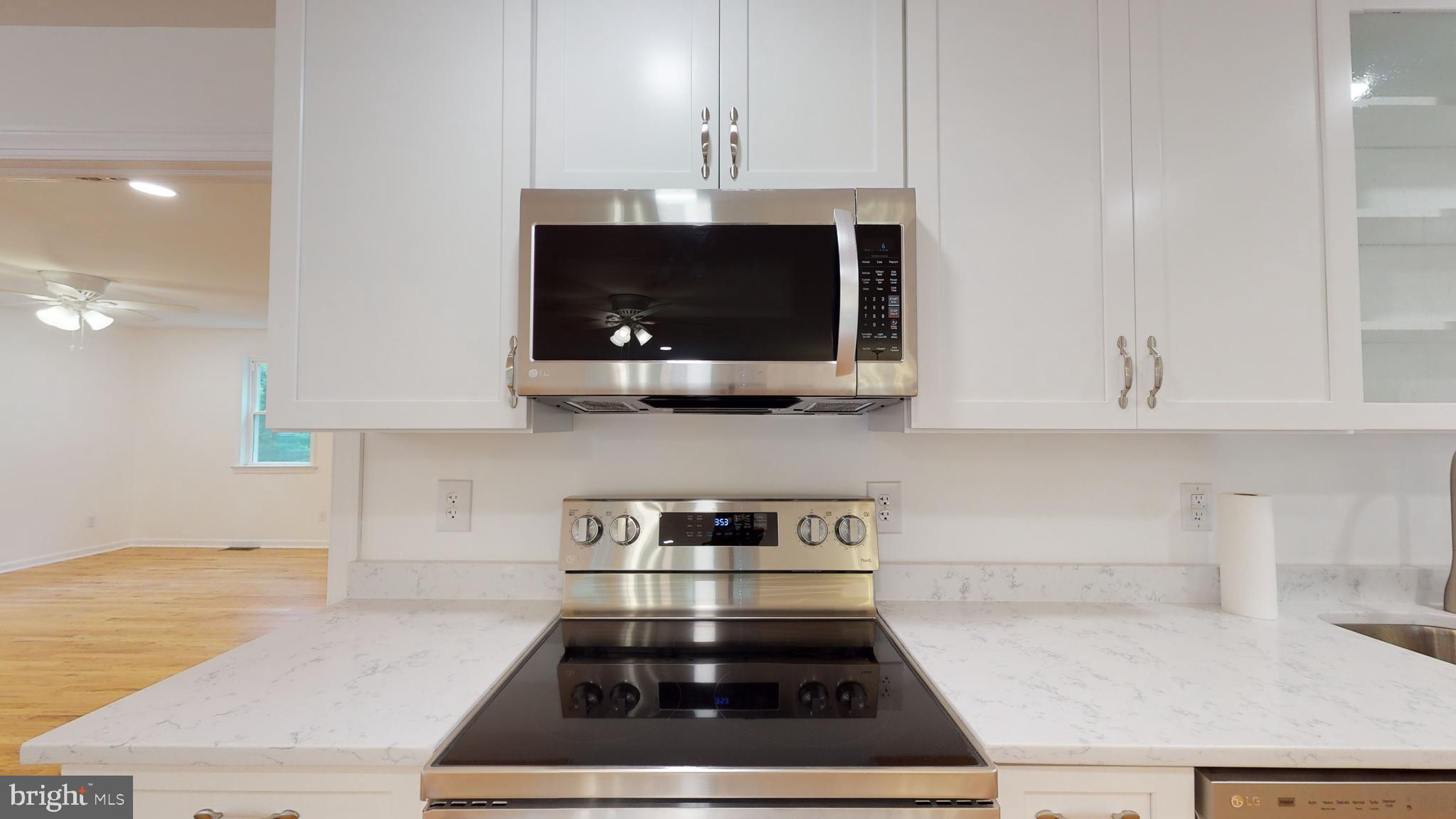 7050 Hawthorne Road La Plata, MD 20646 - Photo 7 of 68 New smart range and built in microwave